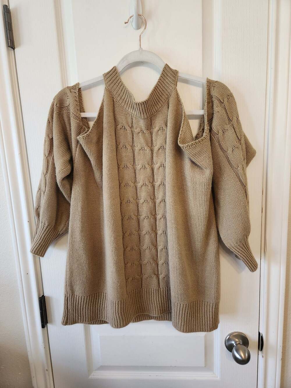 Plus size Cable Knit Cold Shoulder Sweater